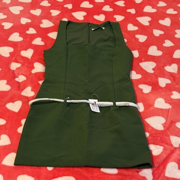 Abercrombie & Fitch Dresses & Skirts - Abercrombie and Fitch Sleeveless Dark Olive Green Shift Dress with Black Belt